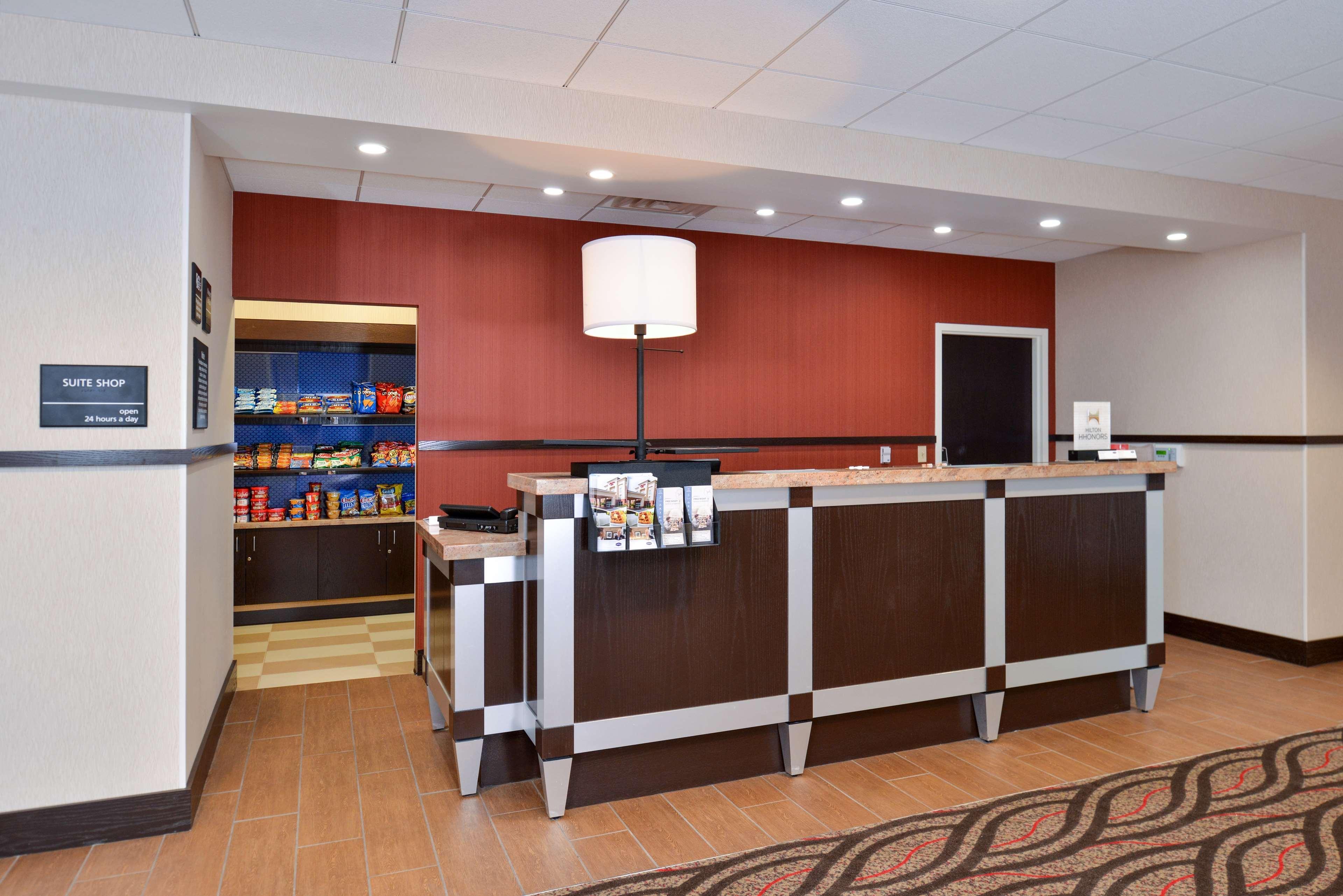 Hampton Inn & Suites California University-Pittsburgh Coal Center Eksteriør billede
