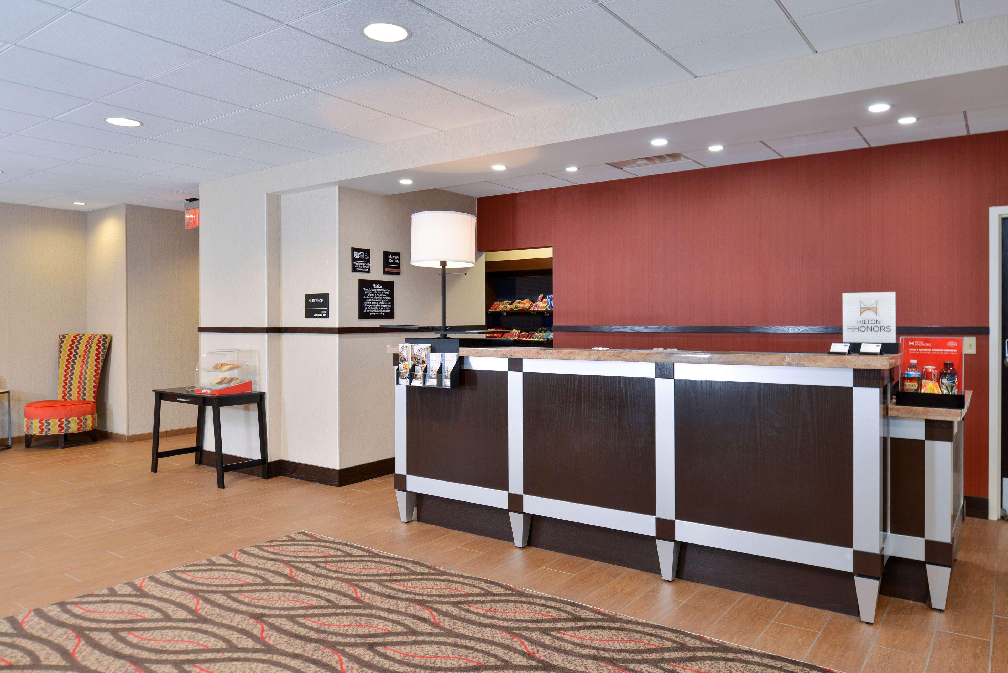 Hampton Inn & Suites California University-Pittsburgh Coal Center Eksteriør billede
