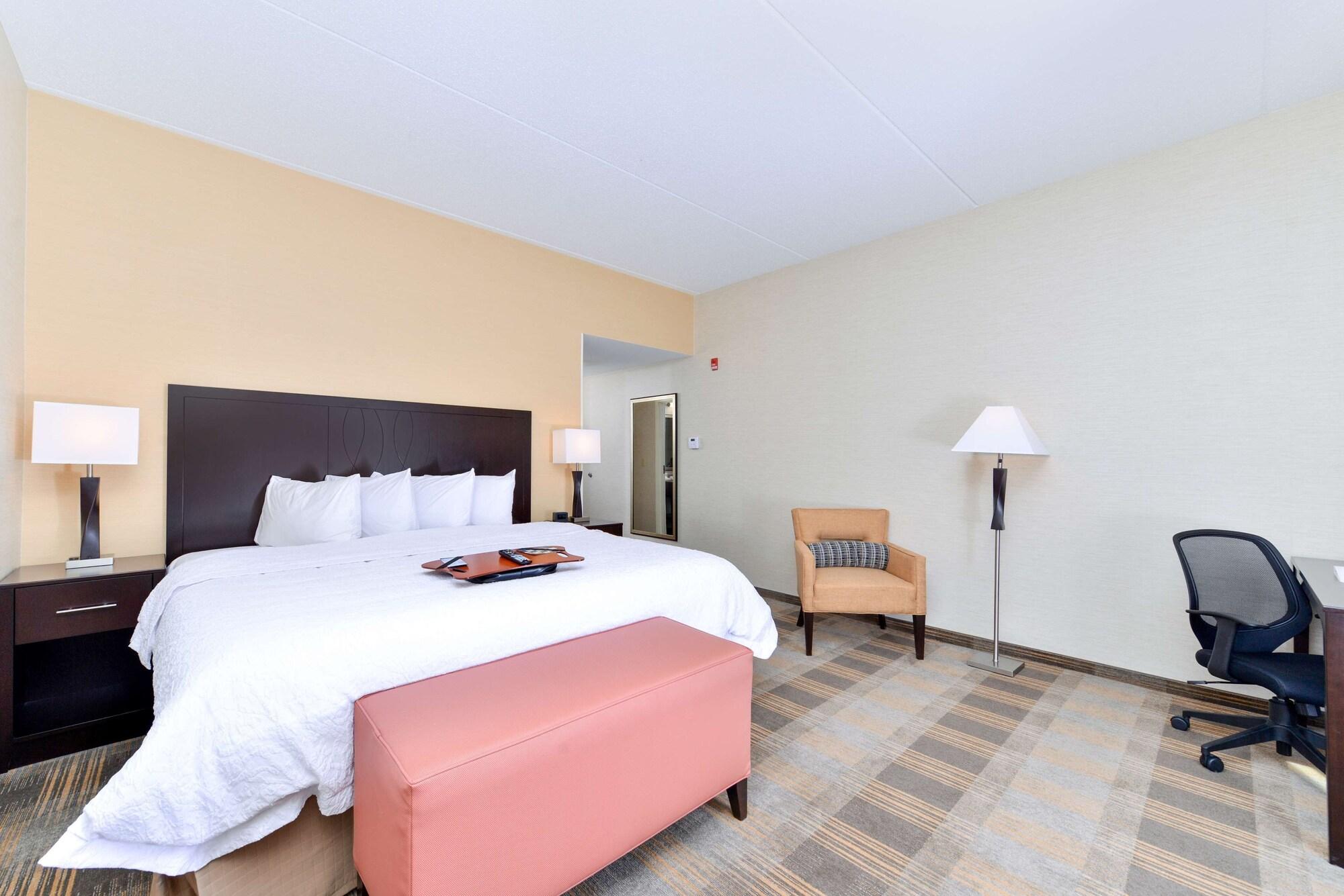 Hampton Inn & Suites California University-Pittsburgh Coal Center Eksteriør billede
