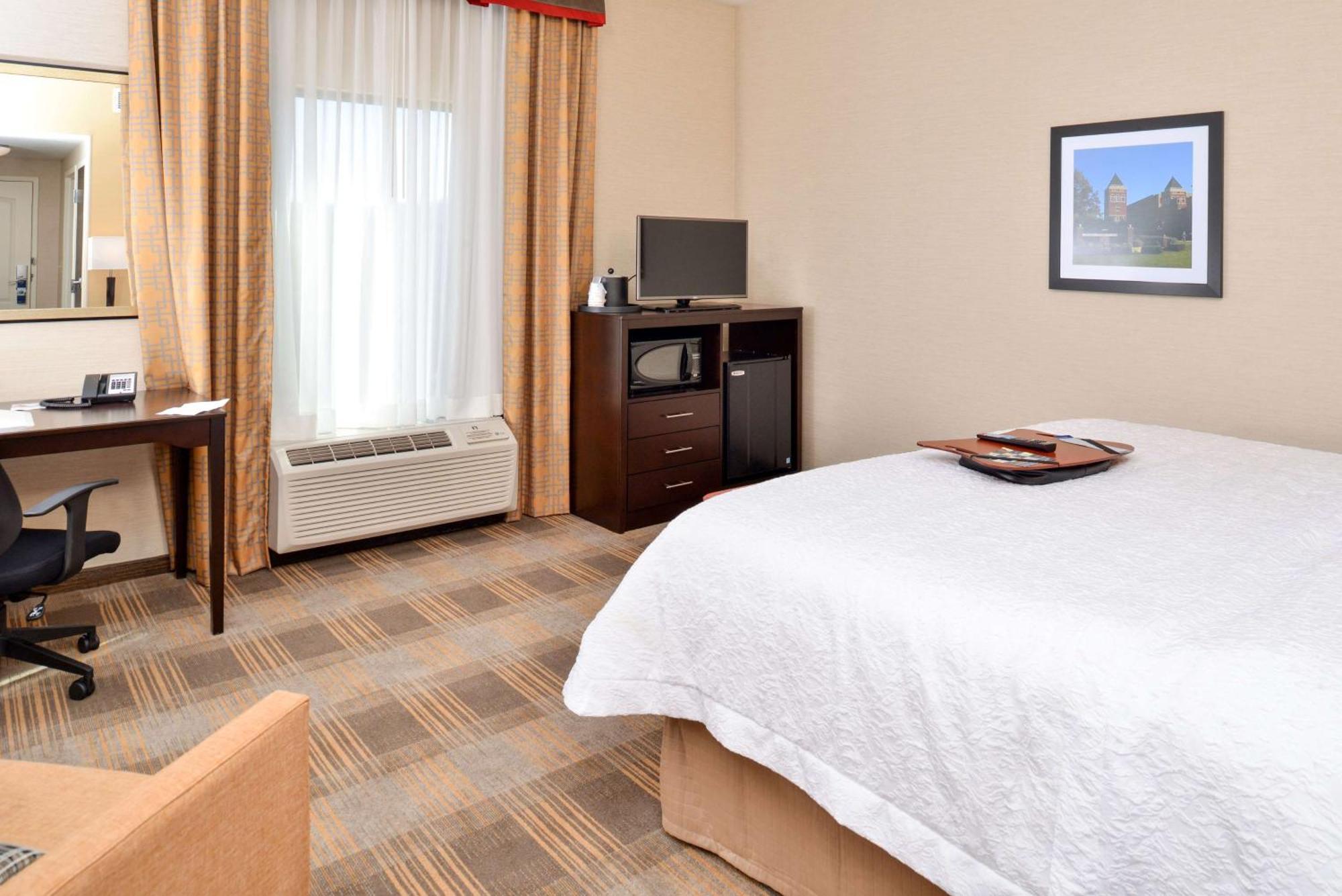 Hampton Inn & Suites California University-Pittsburgh Coal Center Eksteriør billede