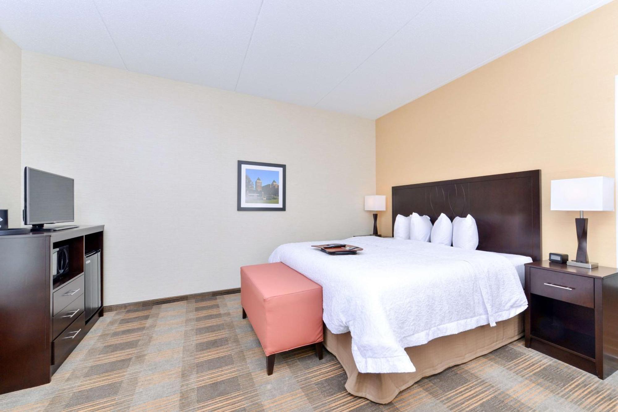 Hampton Inn & Suites California University-Pittsburgh Coal Center Eksteriør billede